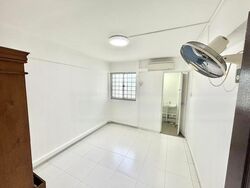 Blk 157 Mayflower Shopping & Food Centre (Ang Mo Kio), HDB 3 Rooms #608668101